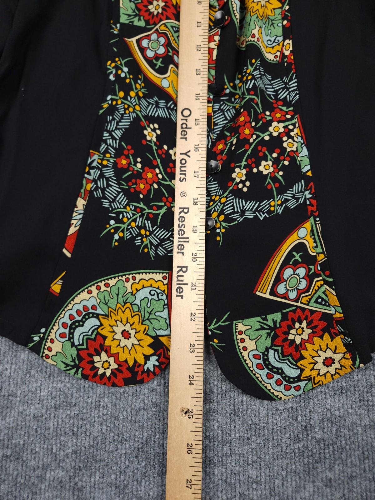 Harari Blouse Shirt Women’s XS Black Floral Abstract Button Up 100% Silk
