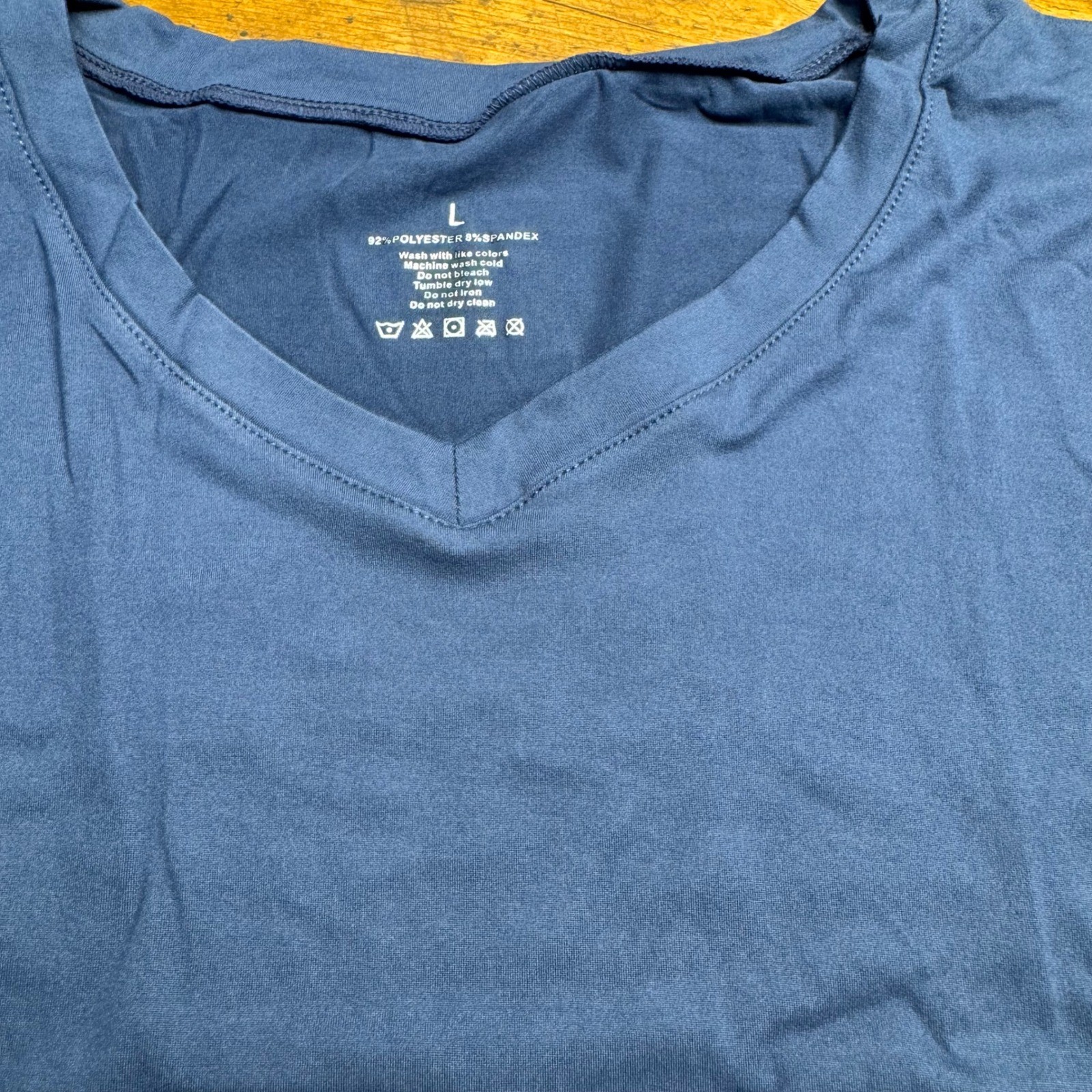 Women’s Blue V-Neck T-Shirt Size L Polyester Spandex Athletic Casual Top