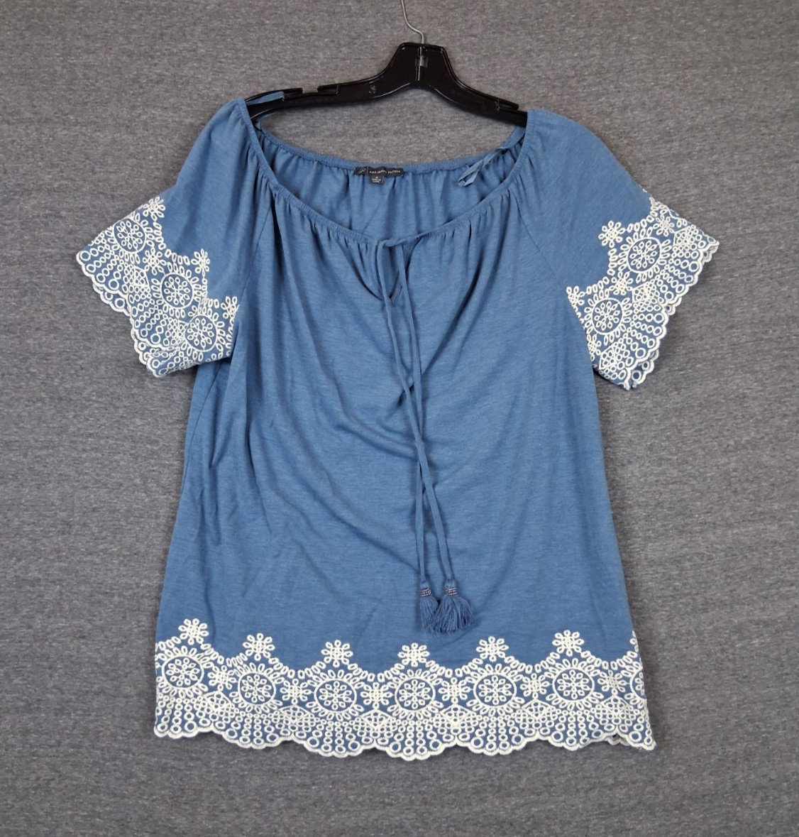 Adrianna Papell Womens Shirt M Blue Embroidered Scallop Boho Peasant Cottage