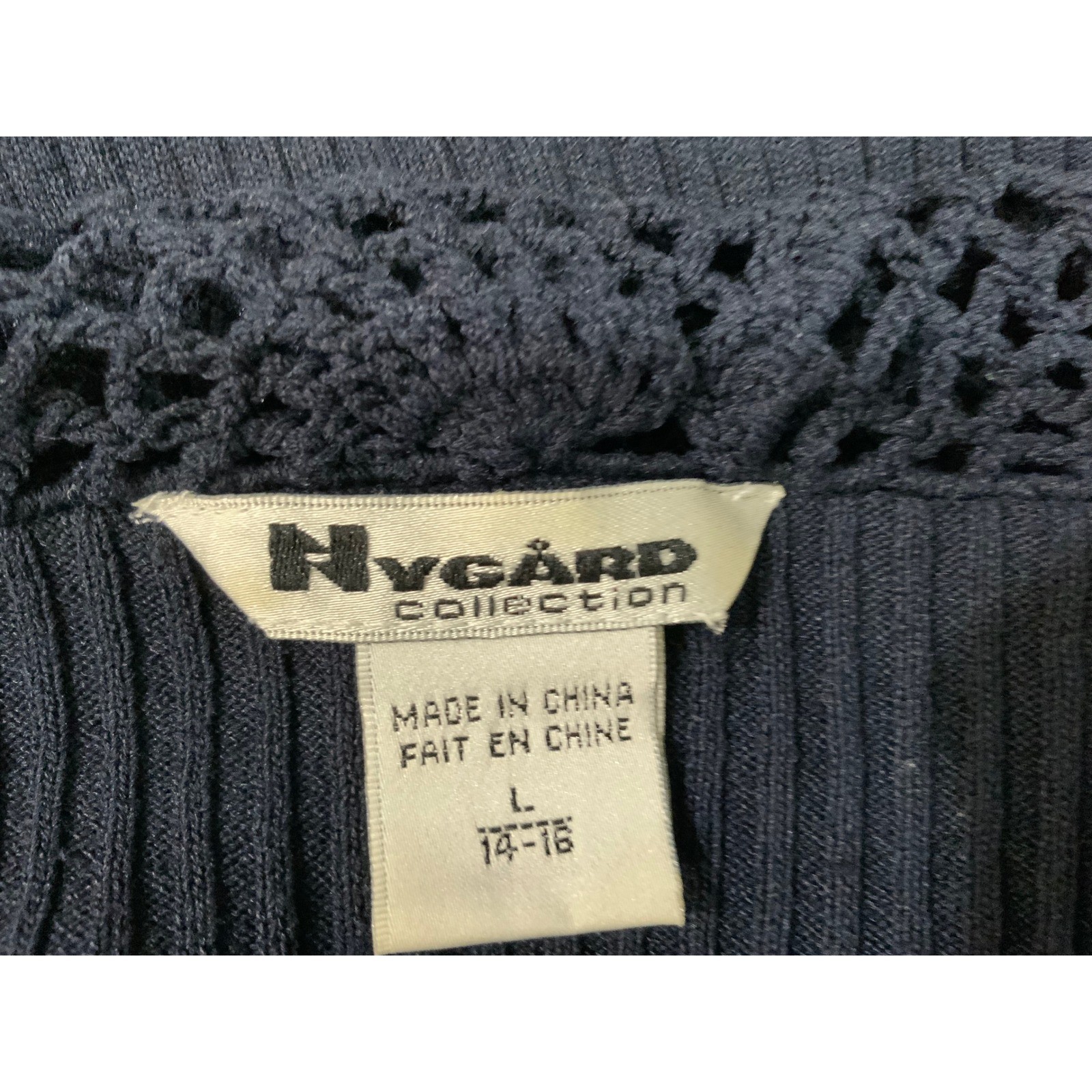Nygard Collection Navy Blue Silk Blend Crochet Lace Collar Ribbed Knit Top L
