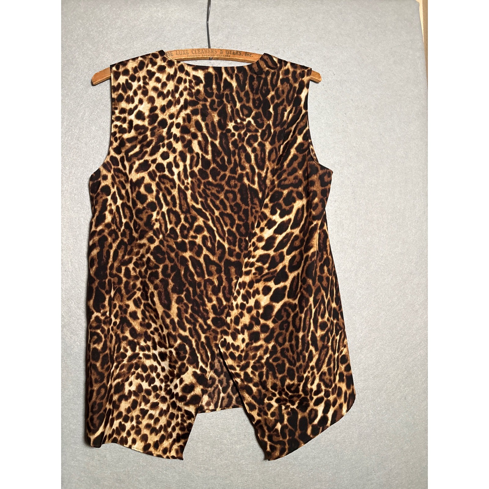 Lauren Ralph Lauren S Leopard Print Sleeveless Split Back Blouse Old Money City