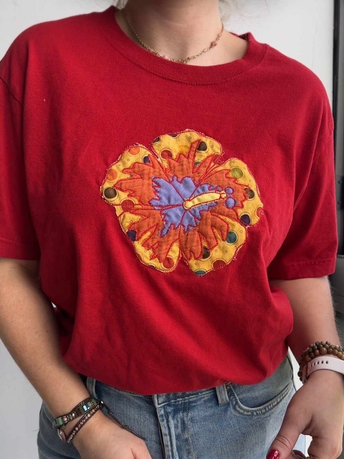 NWT 100% Cotton Red Floral Embroidered Hibiscus Appliqué Tee