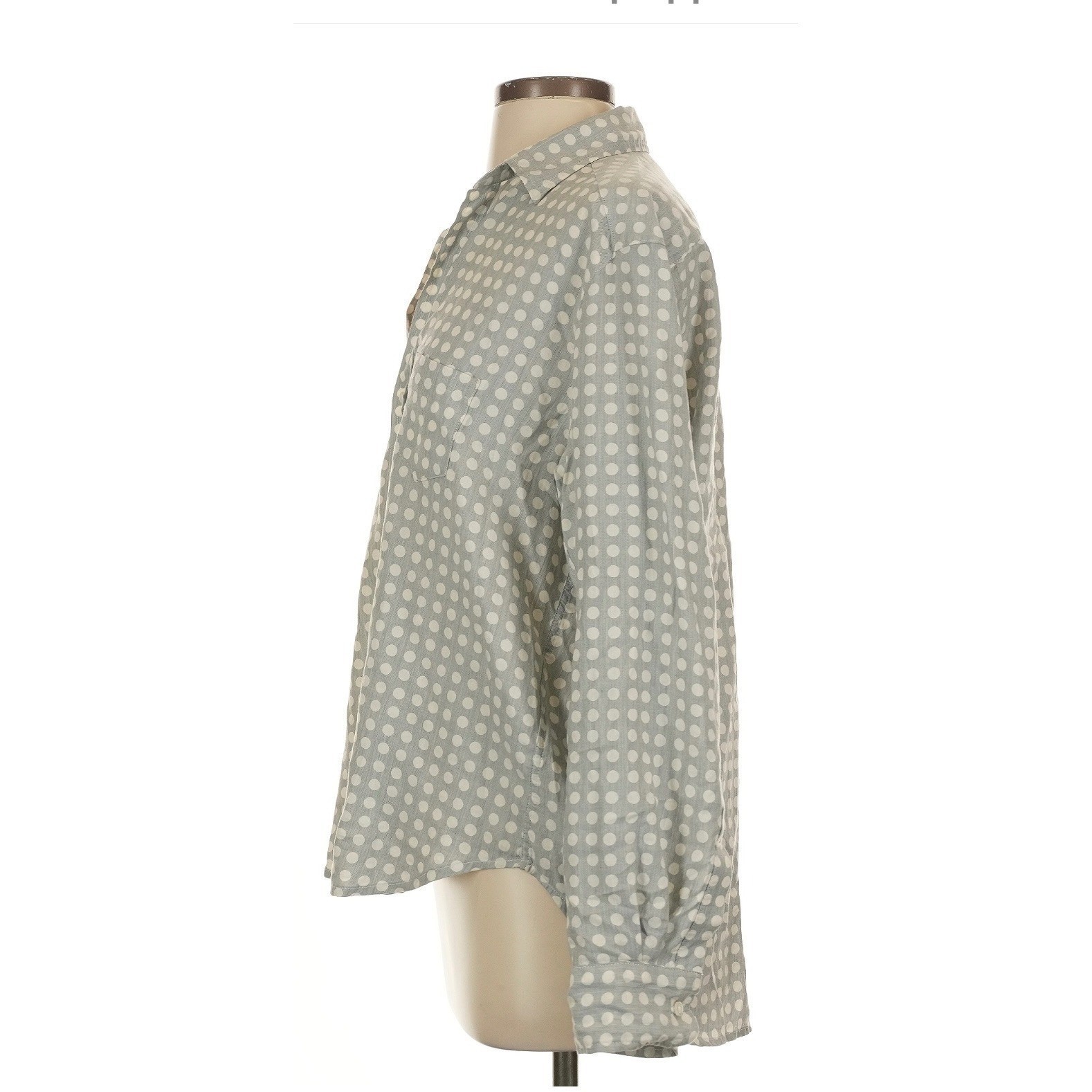 Frank & Eileen Eileen Gray and White Polka Dot Button Down Shirt Small