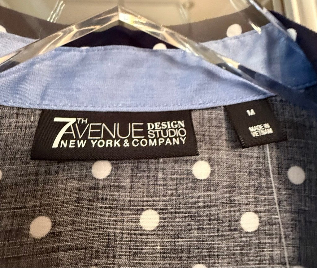 7th Avenue Design Studio Button Down Shirt, M Medium, Navy & White NWT