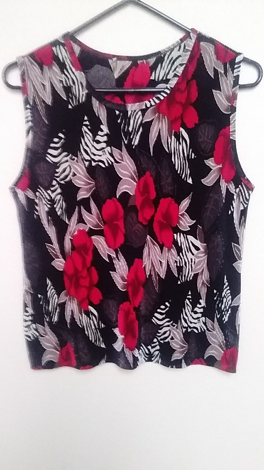 Animal Print Tropical Shell Black Red Tan Liquid Knit Athleisure Hawaiian