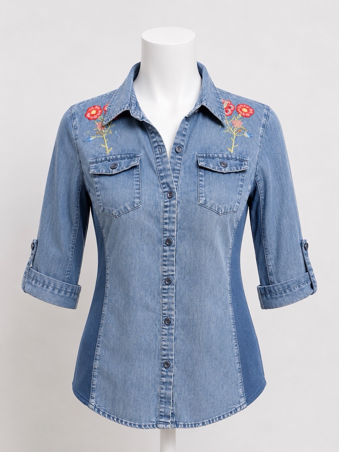 Cavalini Women’s Denim Shirt Blouse M Blue Embroidered Rose Roll Tab Sleeve Top