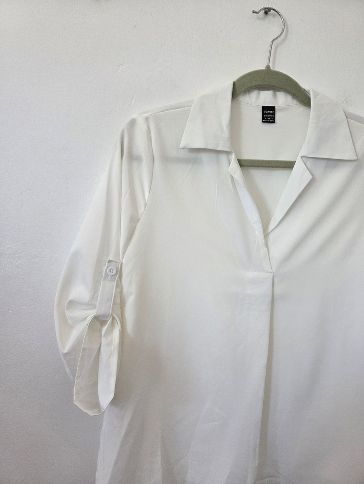 White Blouse Top ¾ Sleeve Roll Tab V Neckline Minimalist Breezy Summer Neutral S