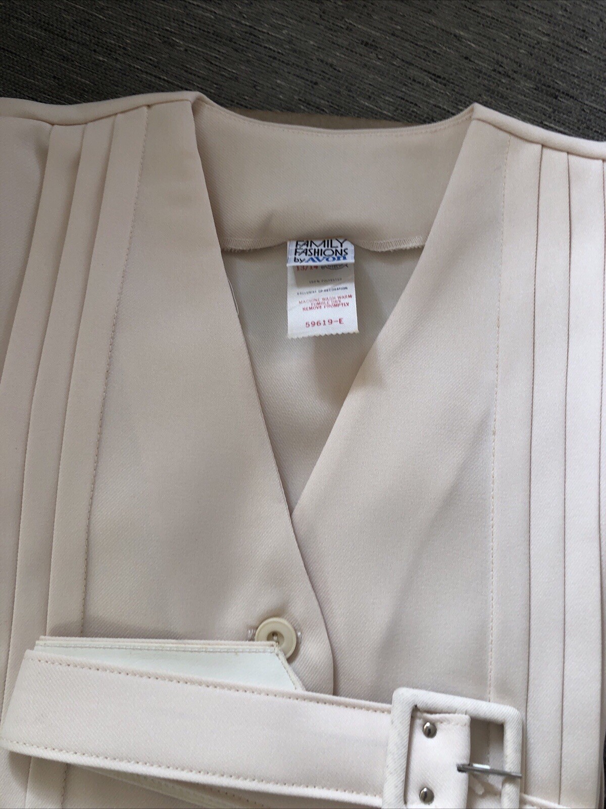 VTG Family Fashion By Avon Top/ Jacket Long Sleeve Button Up Ivory Size 13/14new