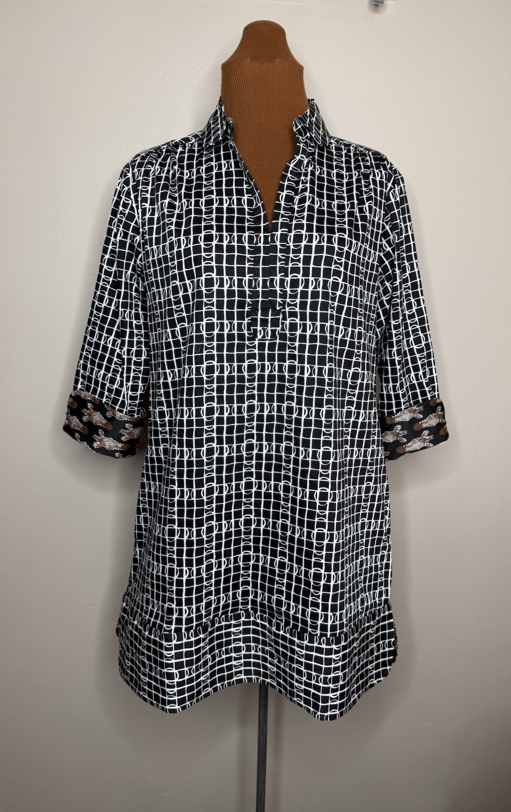 Tizzie Geometric Black and White Tunic Brown Animal Print Contrast Trim Medium