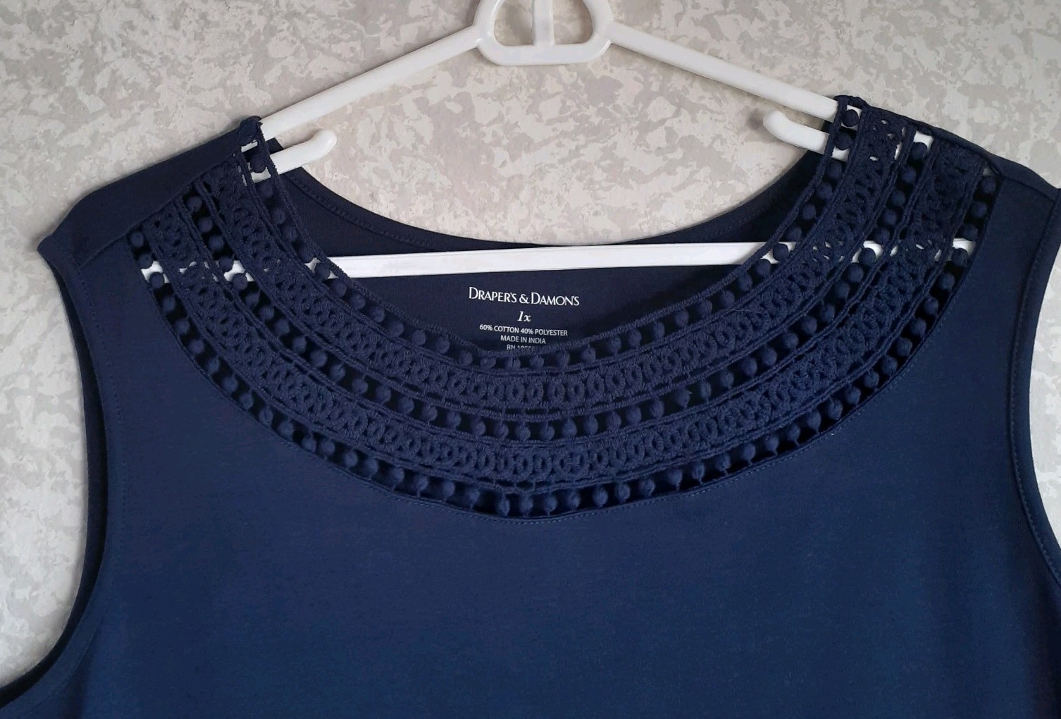 Drapers Womens Top Navy Blue Sleeveless Crochet Neck Slits Size 1X