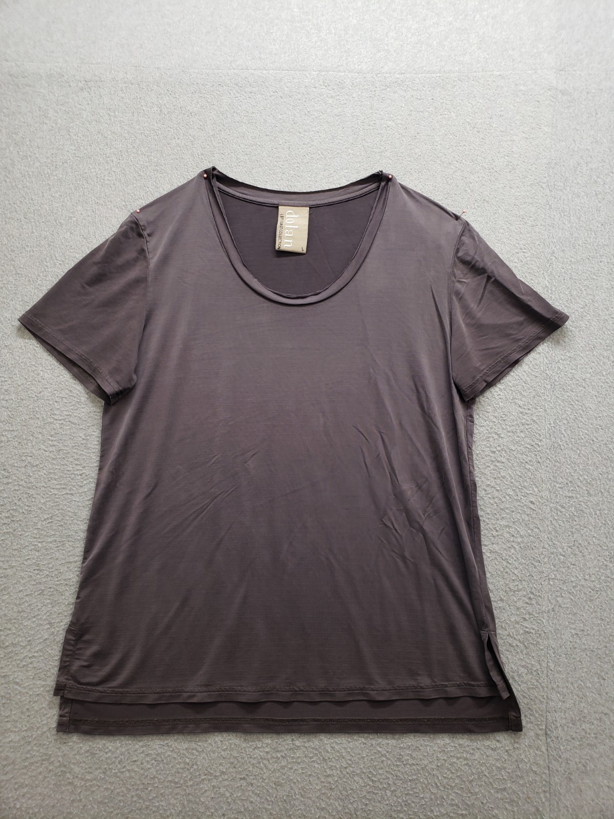 Dolan Women Top L Charcoal Gray V Neck Short Sleeve Basic Tee Summer Casual Wear