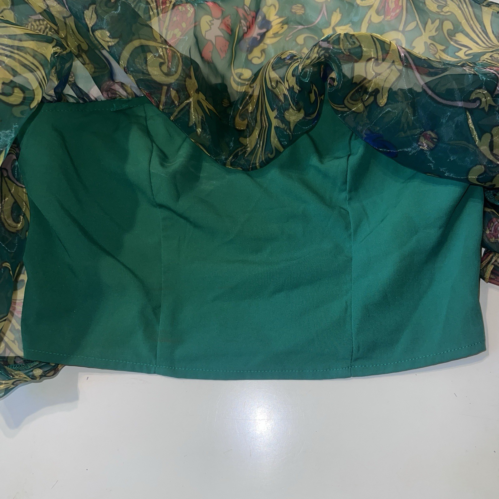 Off-Shoulder Print Smocked Crop Top with Elastic Flutter Sleeves – Green Bustier