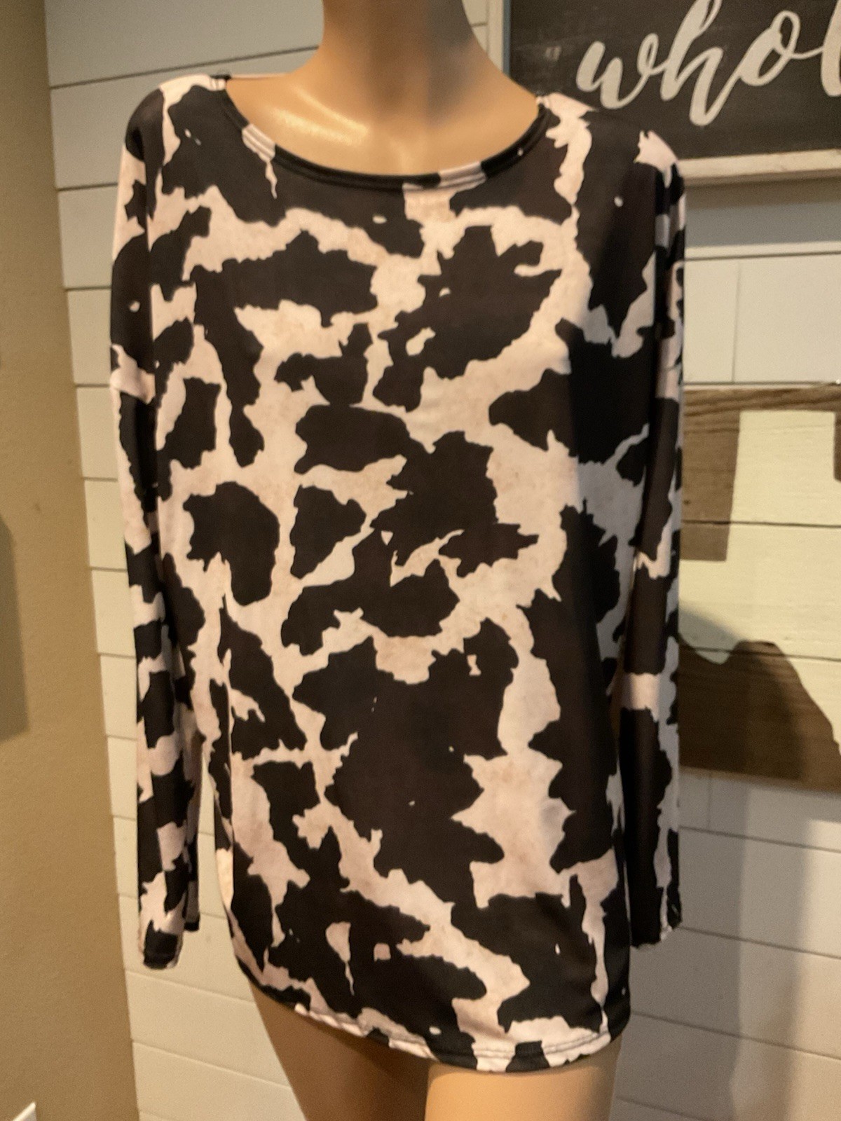 Lucky & Blessed Cow Print Long Sleeve Top Women’s Size Small NWT
