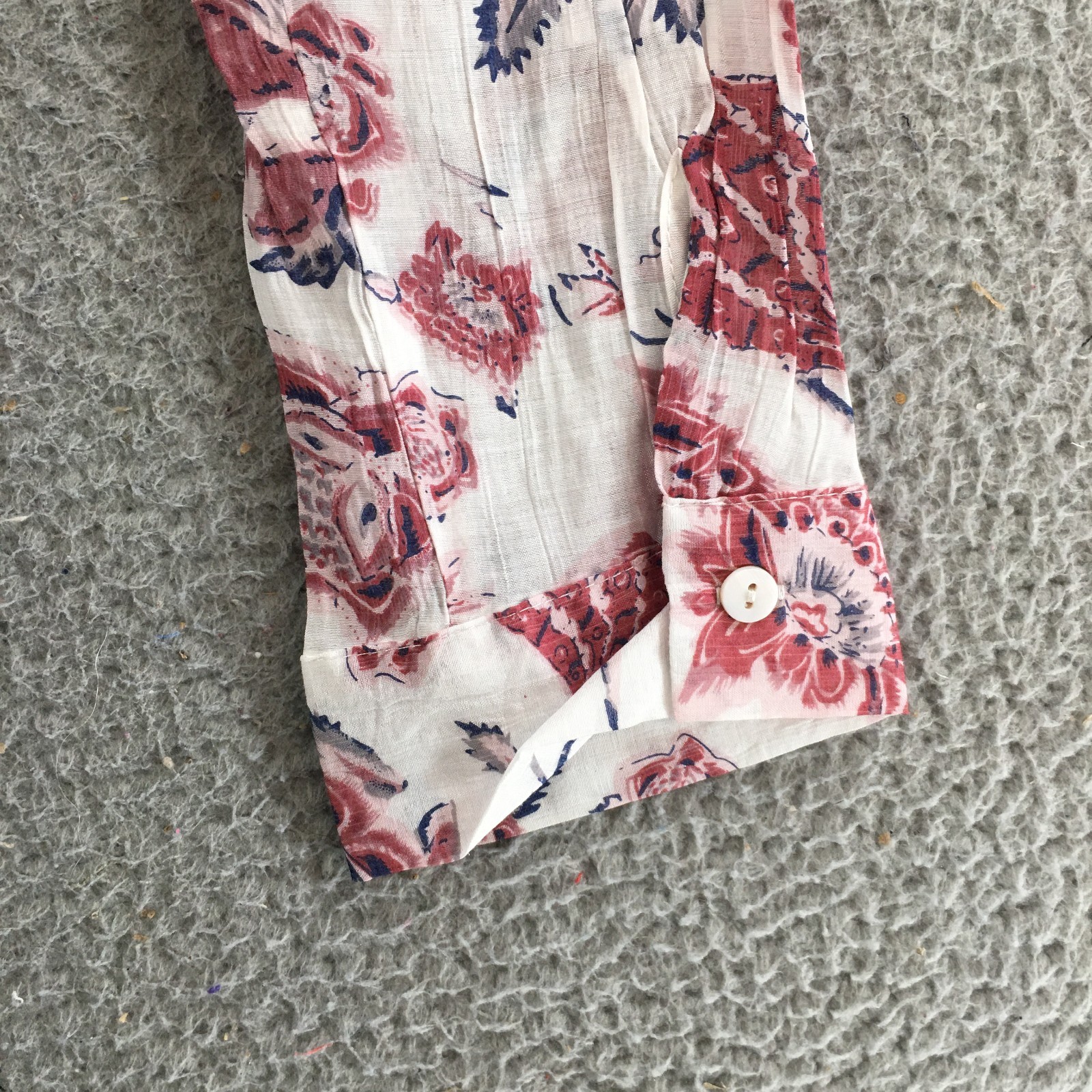 BD Collection Button Up Shirt Womens S Long Sleeve Point Collared Floral White