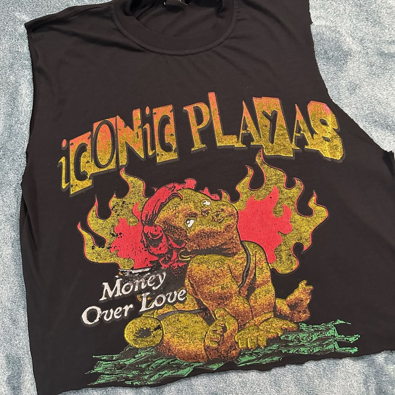 Iconic Playas “Money Over Love” Graphic Cutoff Tank Top Black Size Large