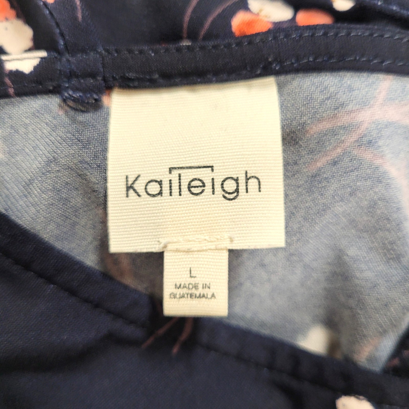 Kaileigh Tank Top (L) Navy Floral Back-Cross Straps