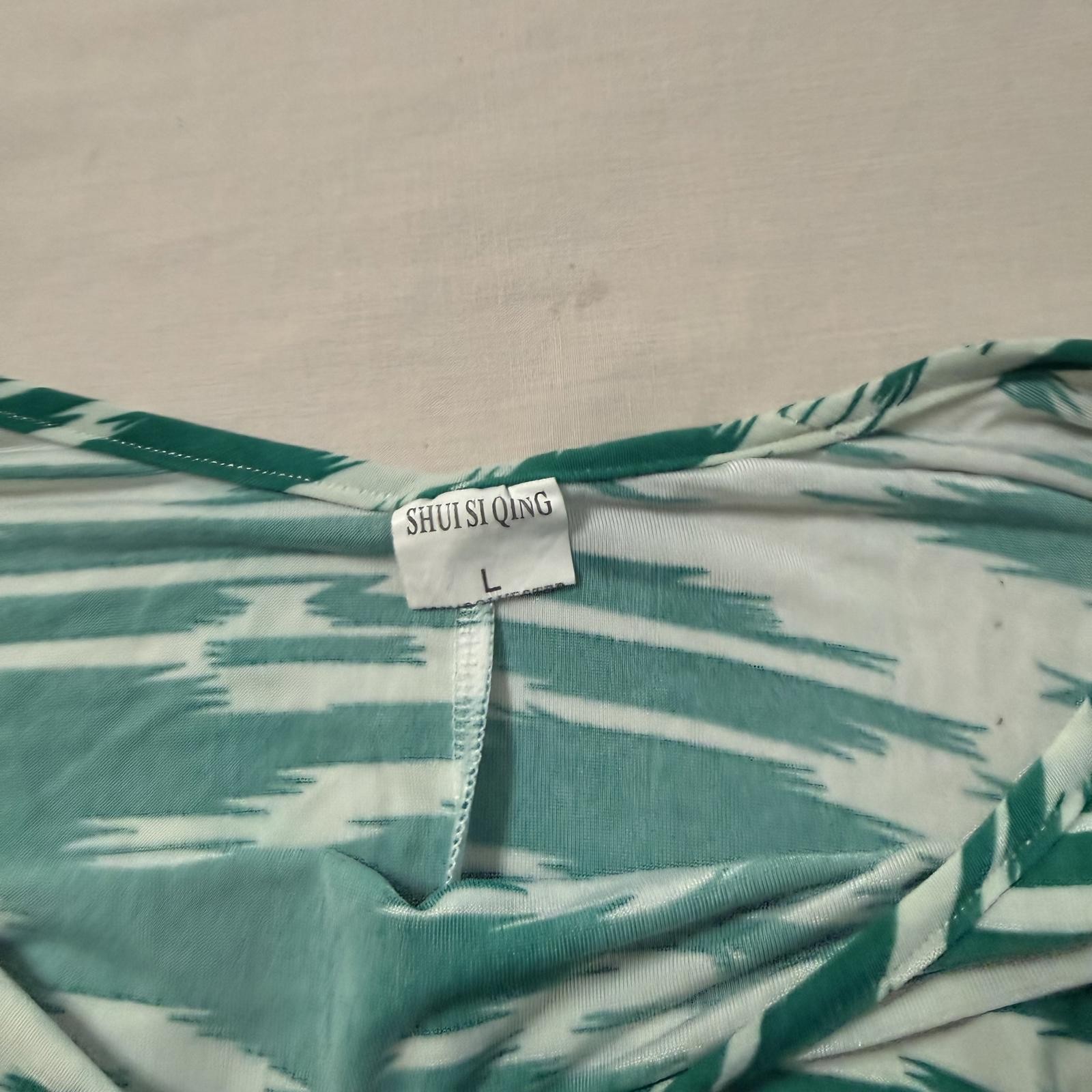SHUI SI QING Green and White Patterned Elastic Waist Blouse Size L