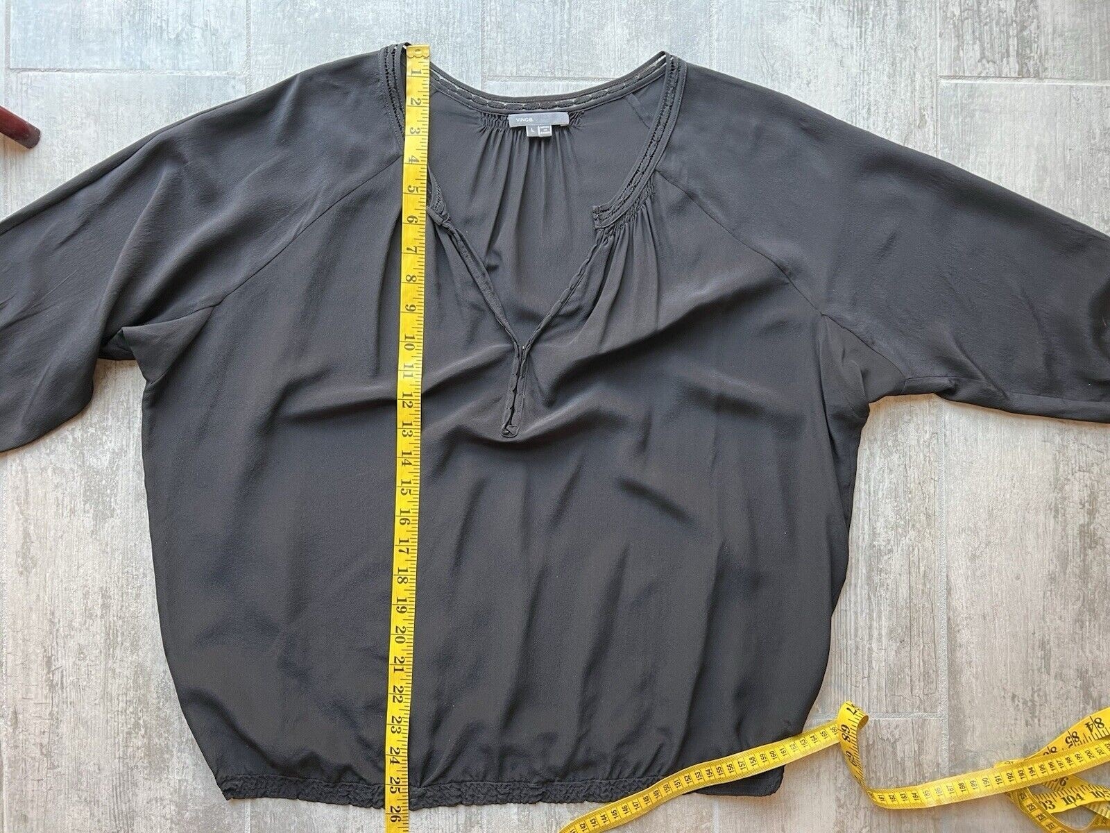 $295 VINCE Designer 100% Silk 3/4 Sleeve Dolman V Neck Blouse Top Black Chic L