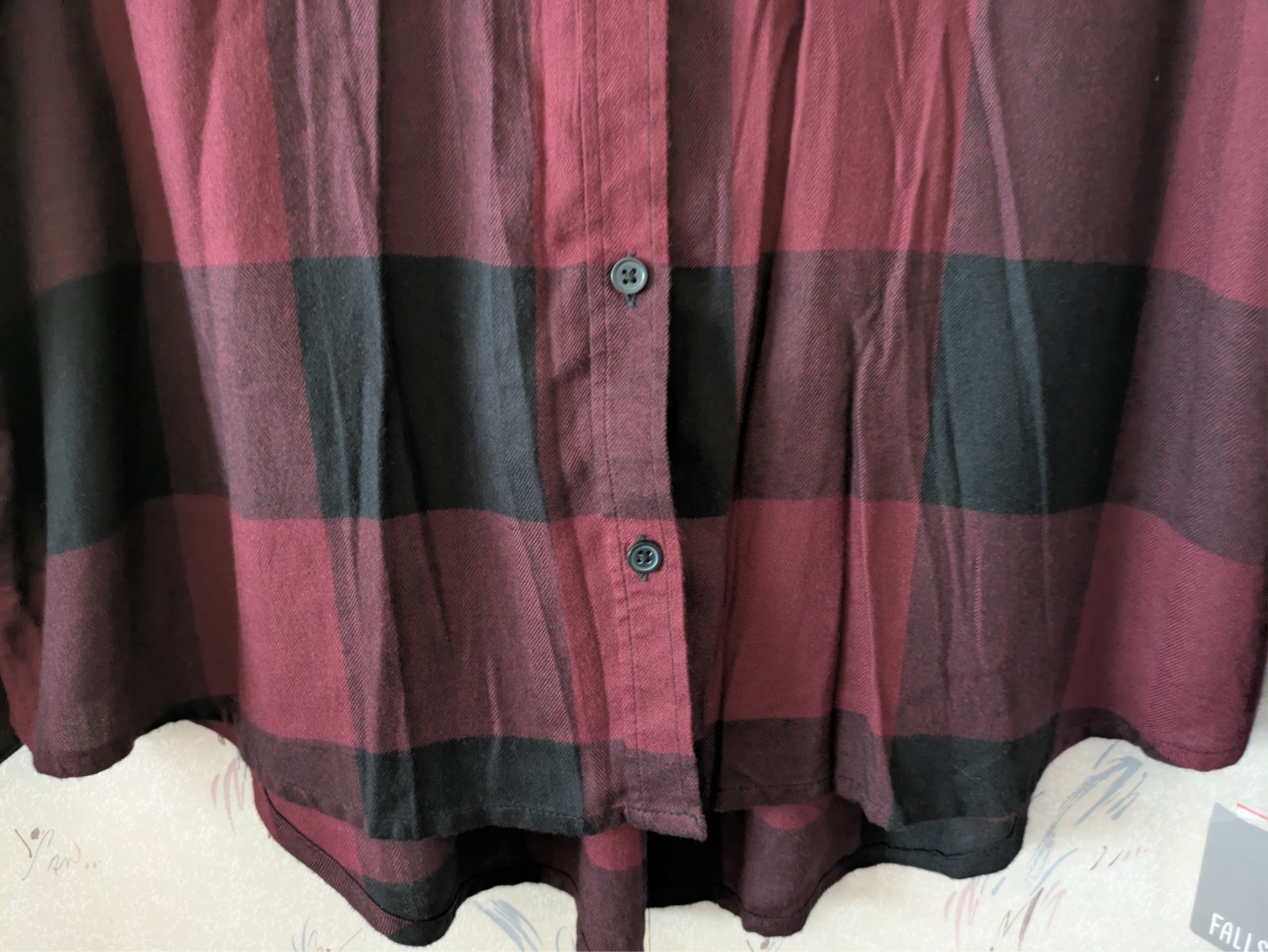 NWT Falls Creek Women’s Size XL LS Burgandy Black Plaid Hi-Lo Button Tunic Shirt