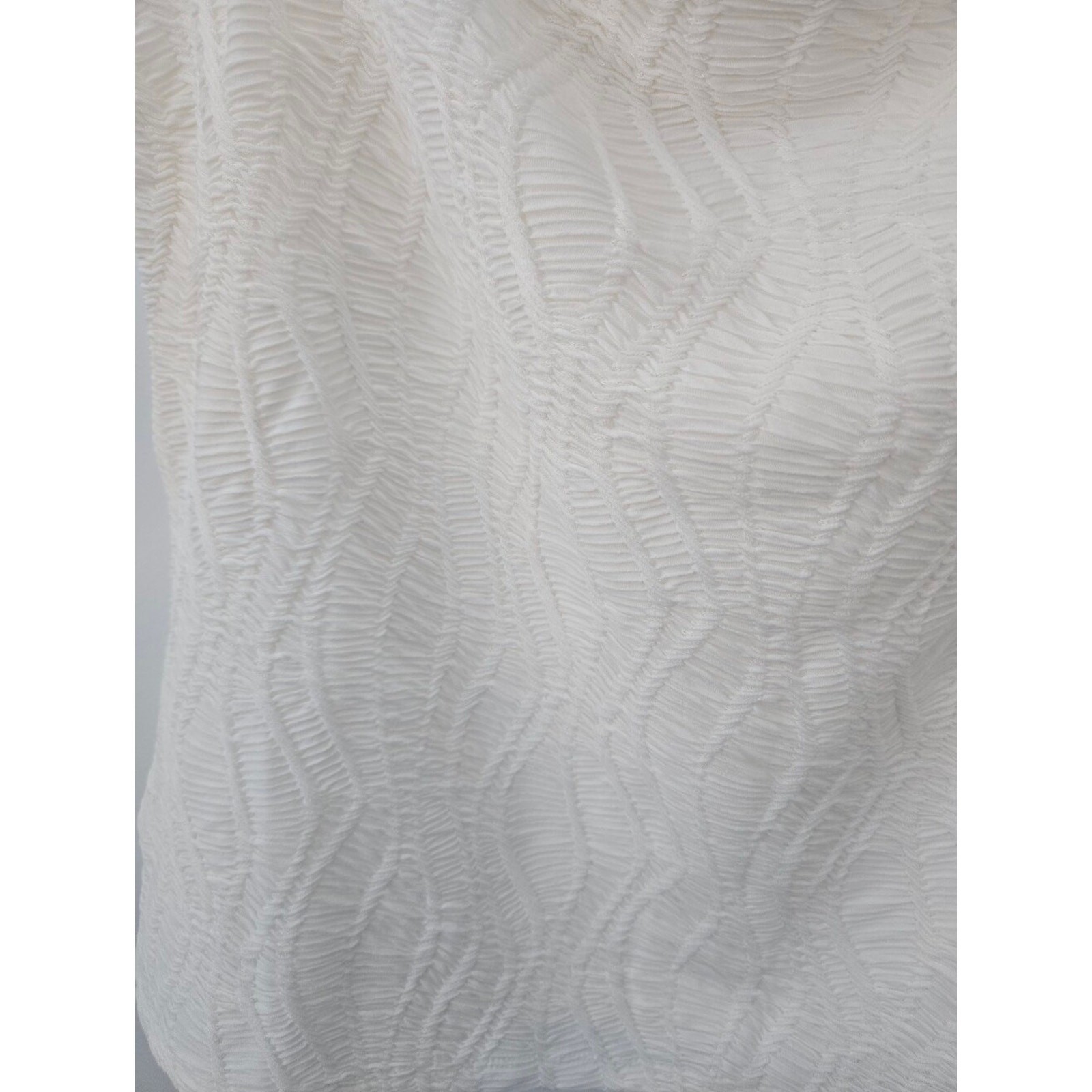 Chico’s Cowl-Neck Tank. Super soft jacquard-knit fabric. Ivory. Small