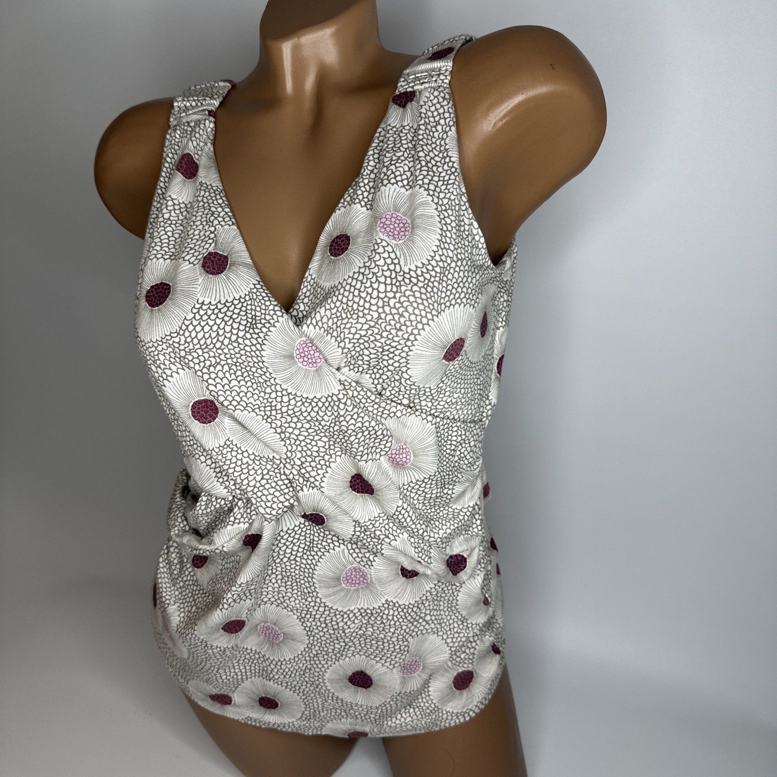 Nic + Zoe Faux Wrap Tank Top M Black White Purple Floral Stretch Knit Blouse Art
