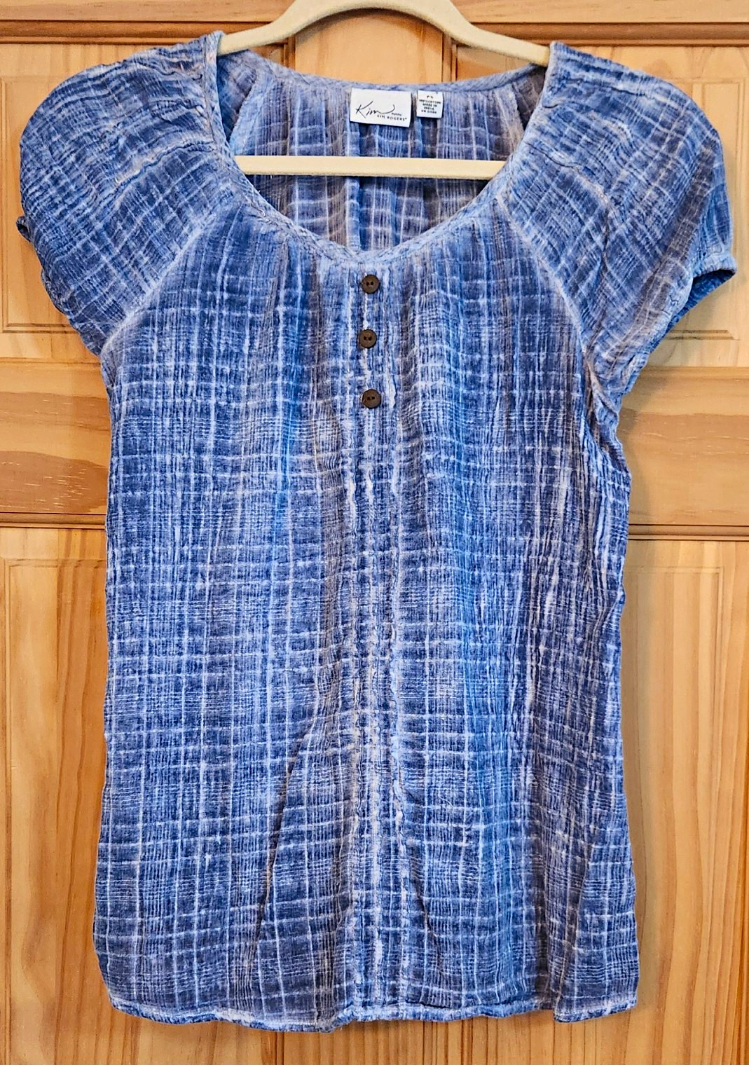 Kim Rogers Women’s Petite PS Blue White Plaid V-Neck Short Sleeve Cotton Top