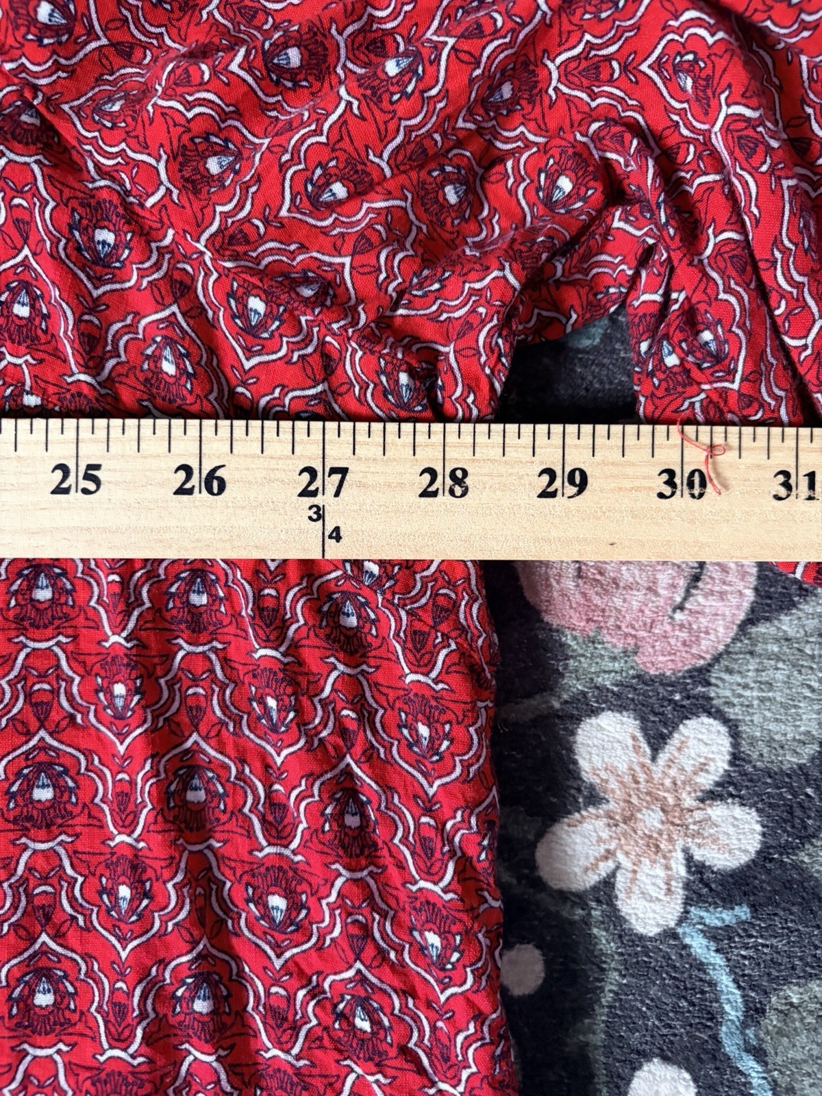 St. John’s Bay Women’s 3X Red Geometric V-Neck 3/4 Sleeve Button Blouse