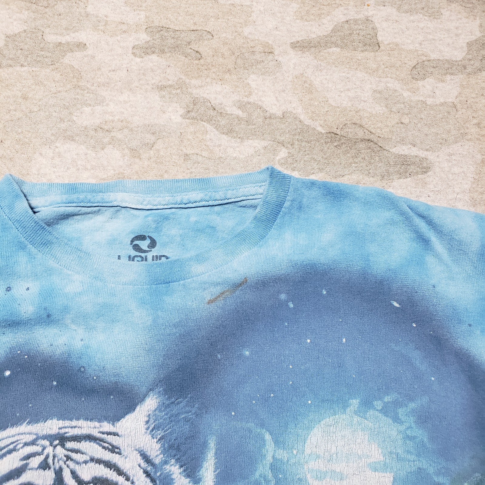 Liquid Blue Top Womens Medium Short Sleeve Lion