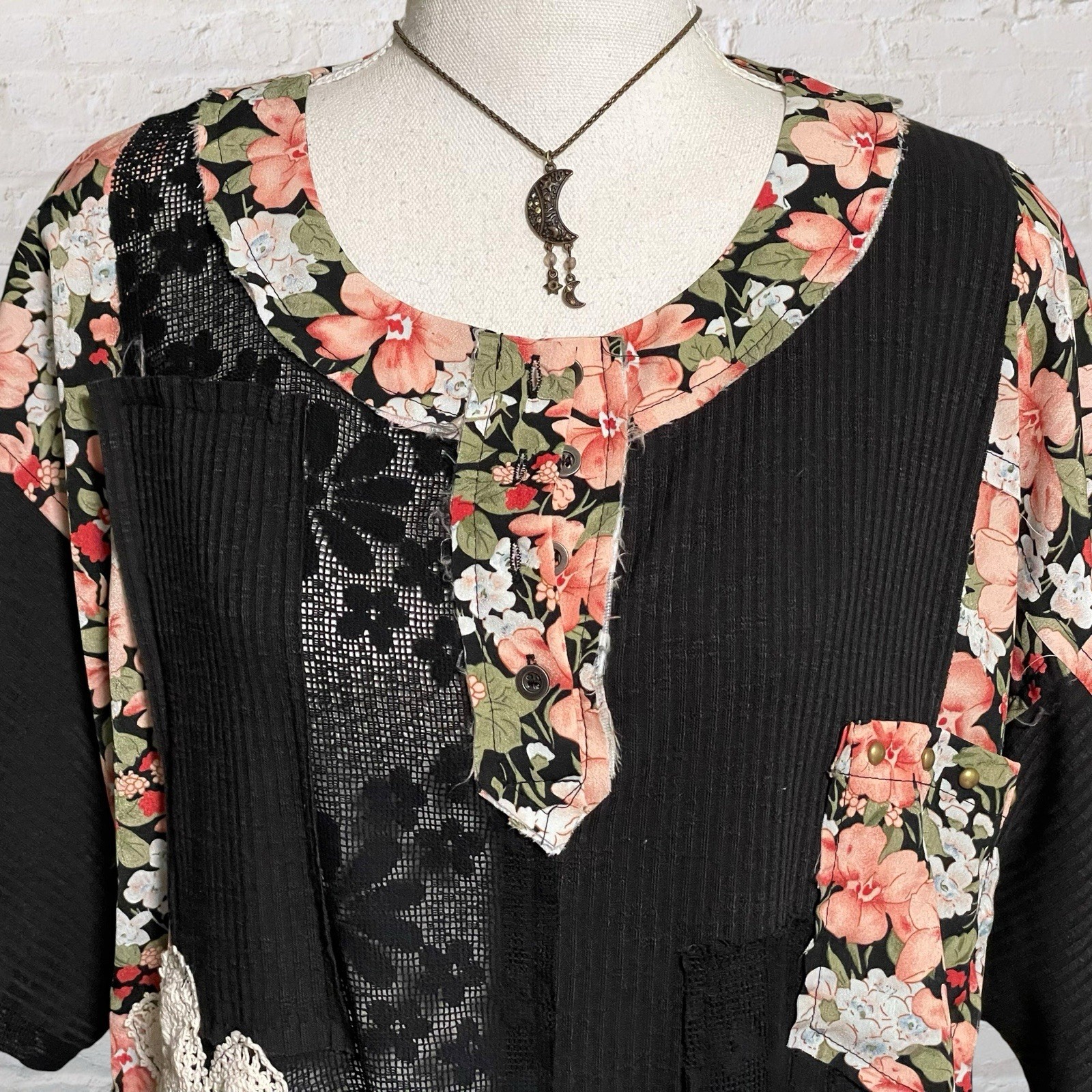 POL patchwork black floral boho hippie oversize top S crochet grunge studs lace