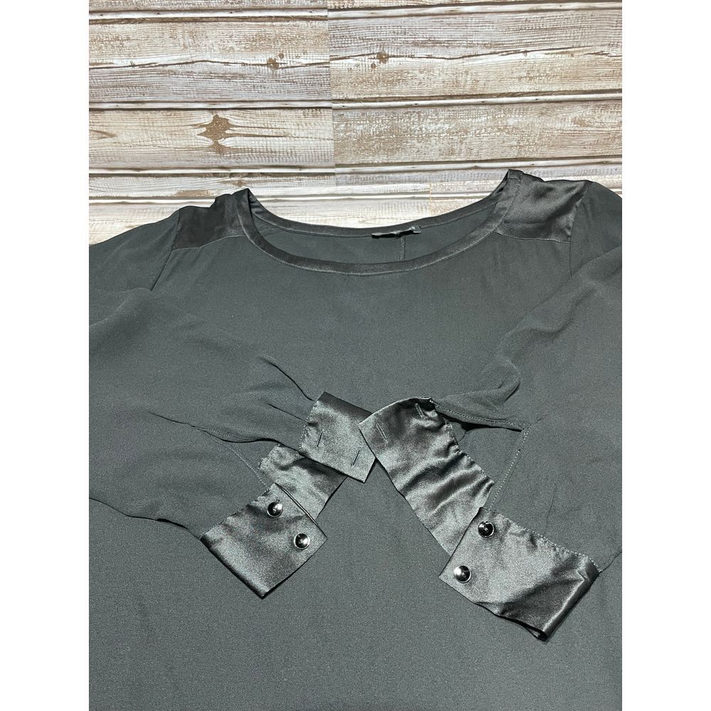 Eileen Fisher Women’s Top Long Button Cuffs Black Missing Size Tag