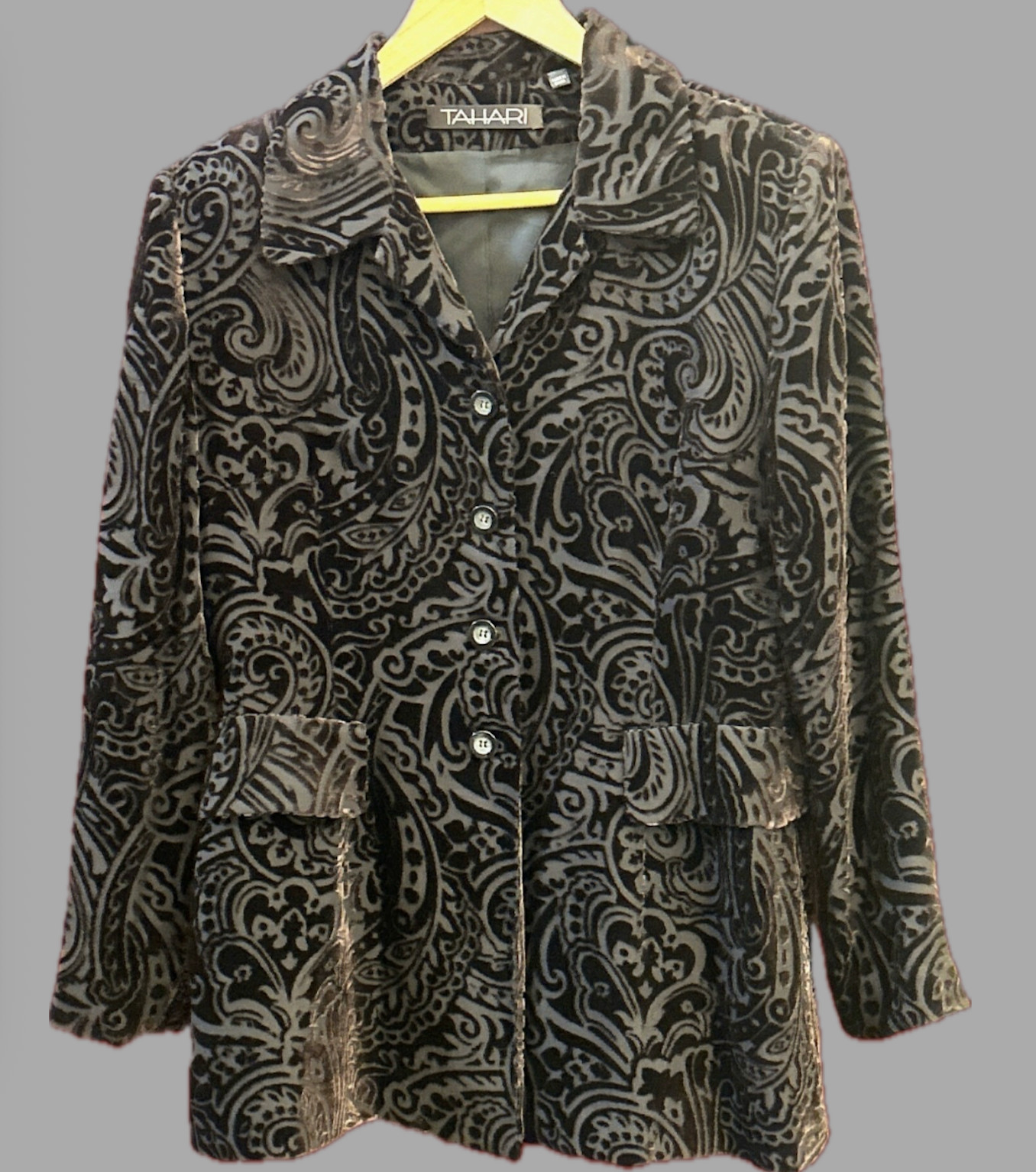 TAHARI Dark Brown BURNOUT VELVET BUTTON-UP Shirt Top Blouse Jacket RAYON/SILK 10