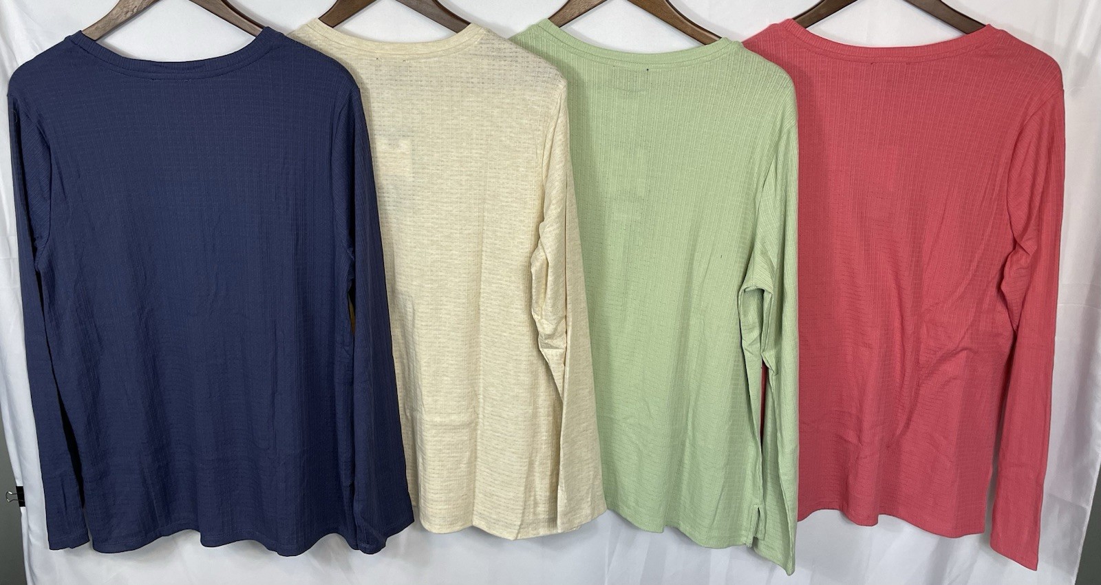G.H. Bass & Co. Ladies’ Long-Sleeve Henley Top Lot of 4 Pick Your Size NWT