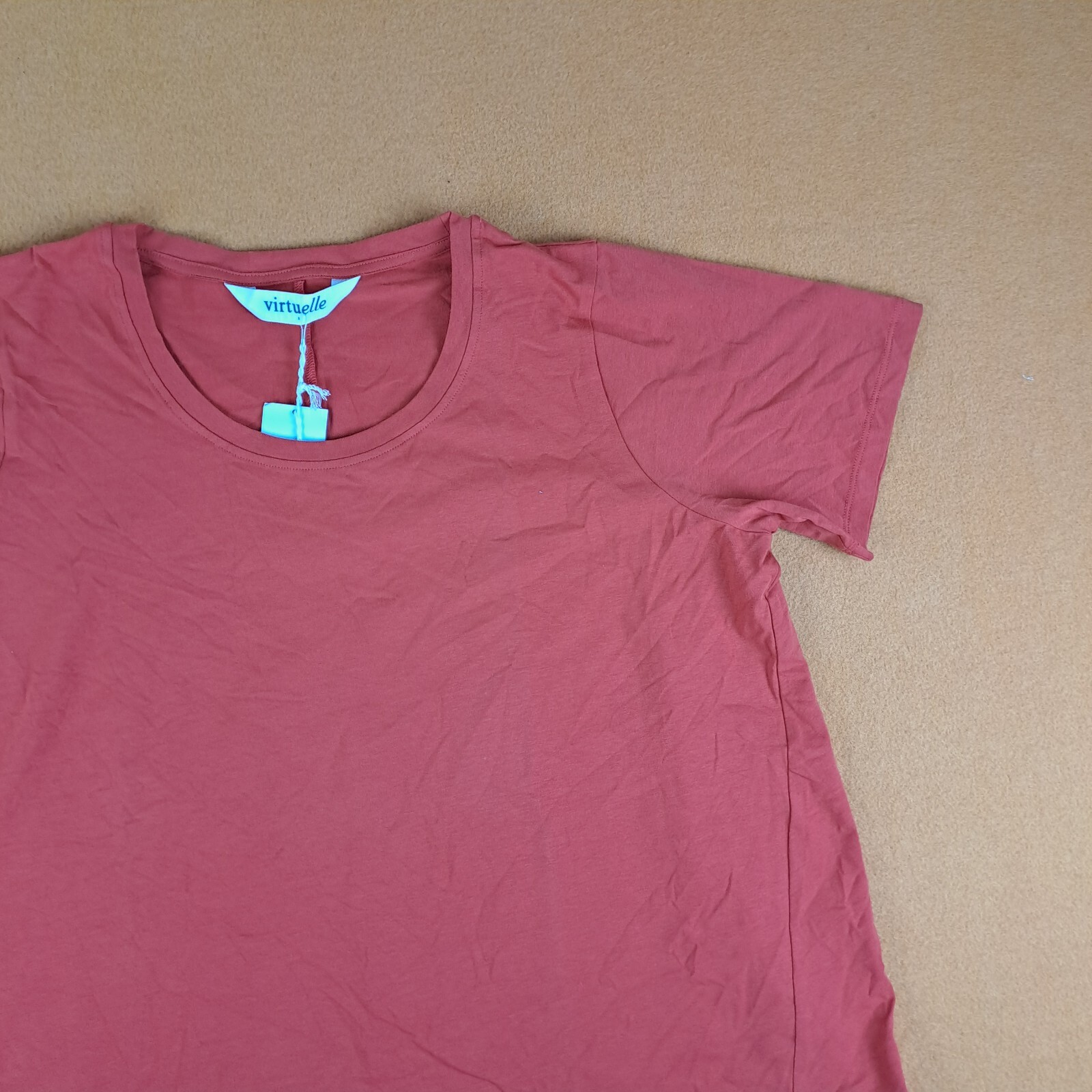 Virtuelle Shirt Womens Size S Red Everyday Swing Tee Essentials Short Sleeve NWT