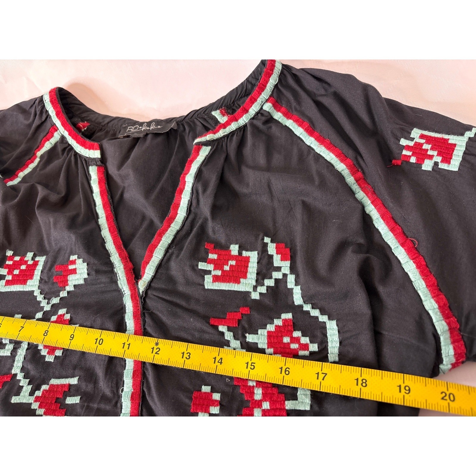 RD + Koko Womens Black Embroidered Boho Peasant Blouse Sz L Balloon Sleeve Artsy