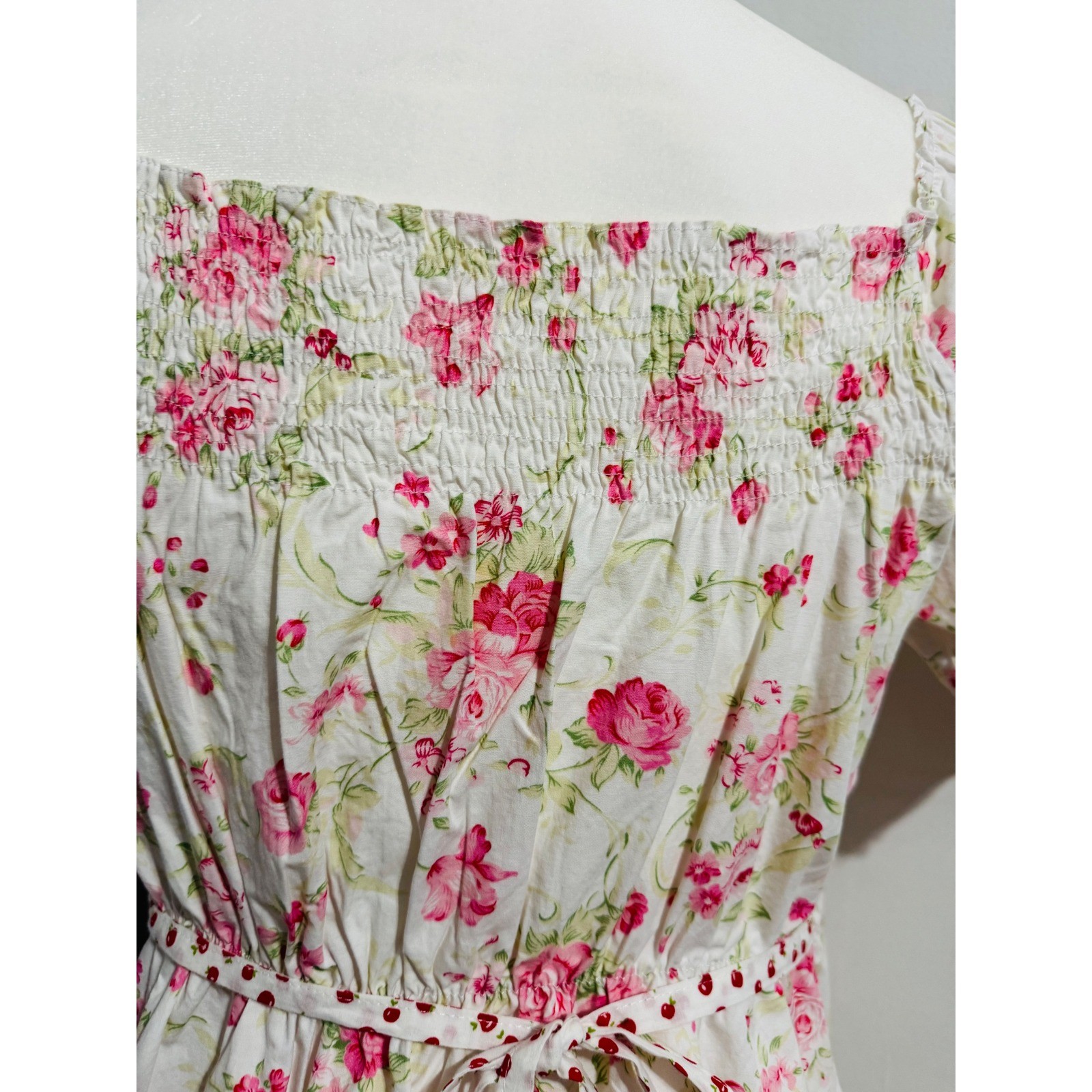 Pink Floral Rose Cottagecore Puff Sleeve Smocked Tunic Top White Pink Small
