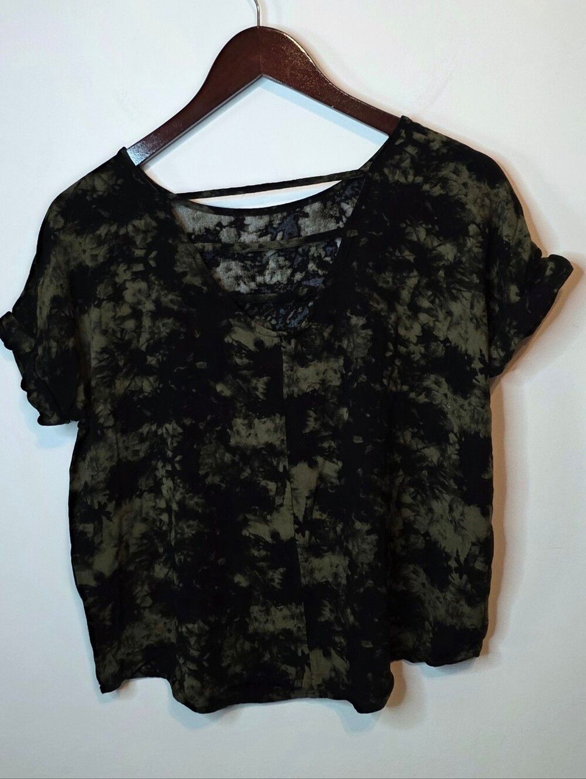 Rock & Republic Green Black Tie Dye Top Size Medium Boho Grunge