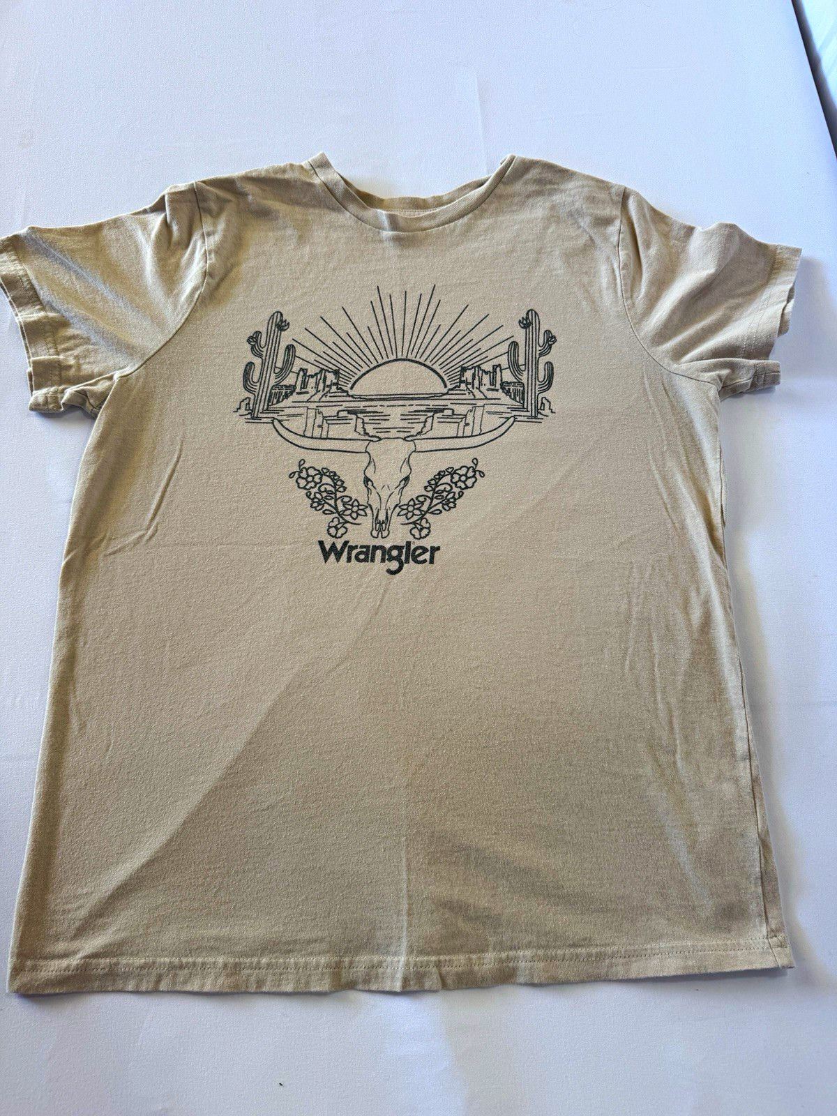 Wrangler Men’s Beige Western Bull Skull Graphic Crew Neck Short Sleeve Tee M