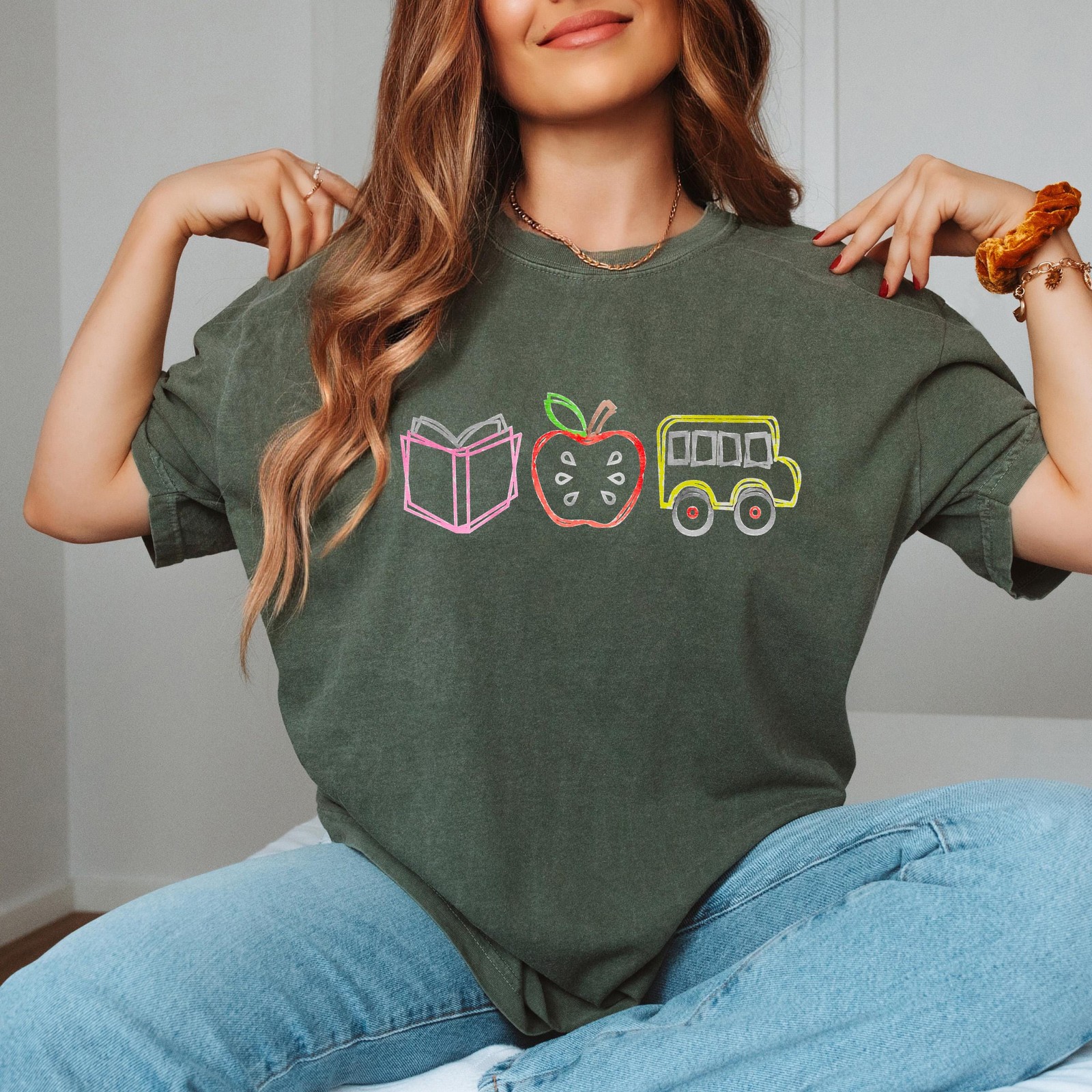 Back To School Teacher Graphic Tee Chalk Book Apple Bus Print Casual T-Shirt