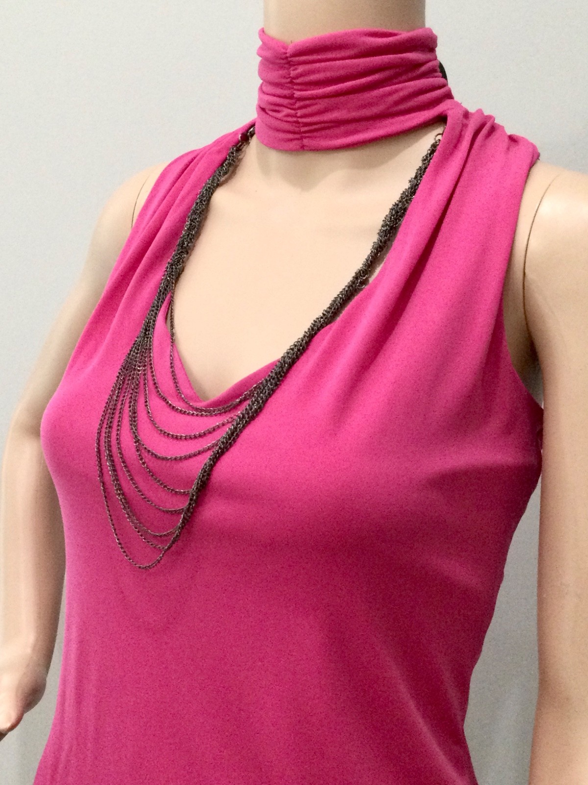 Bisou Bisou Pink Ruched Mock Neck Top Chain Detail Open Back Y2K Glam Size M