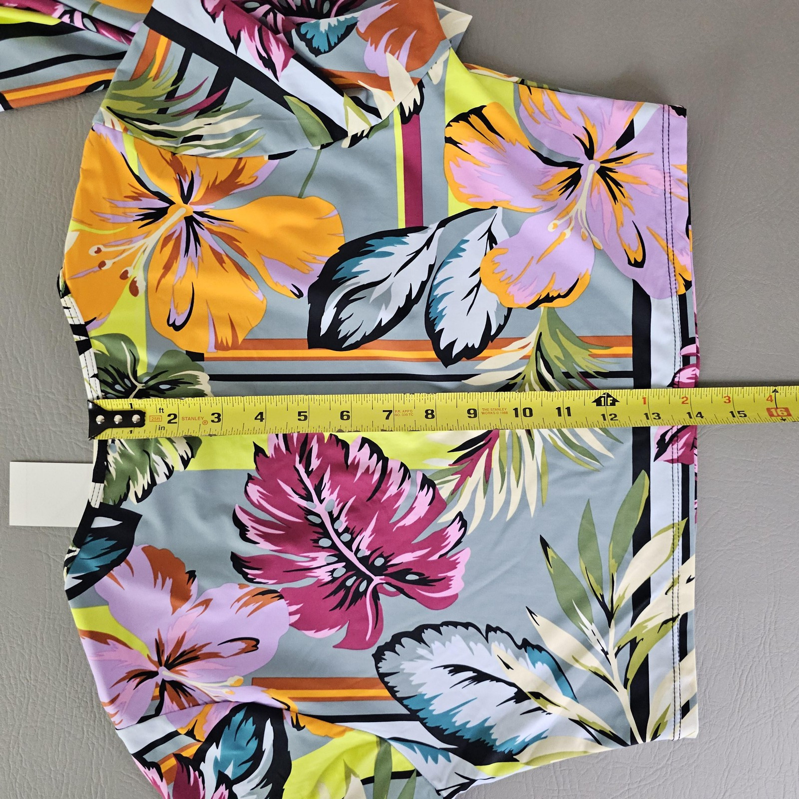 BCBGeneration Blouse Womens L Multicolor Floral V Neck Long Sleeve Crop Top Swim