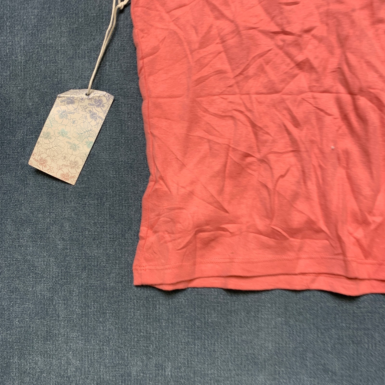 Aeropostale Roxy Hibiscus Graphic Baby T Shirt Womens Medium Pink Short Sleeve
