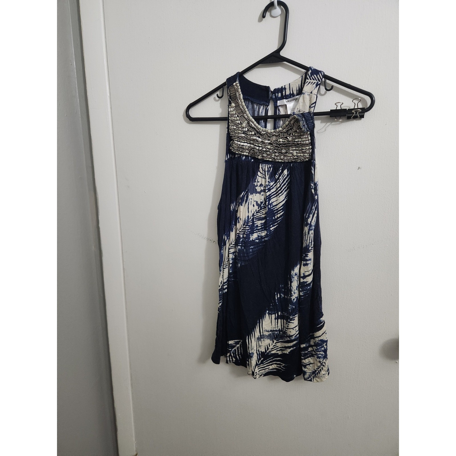 Masseys Women Blue White Palm Print Beaded Neckline Sleeveless Tank Top Large