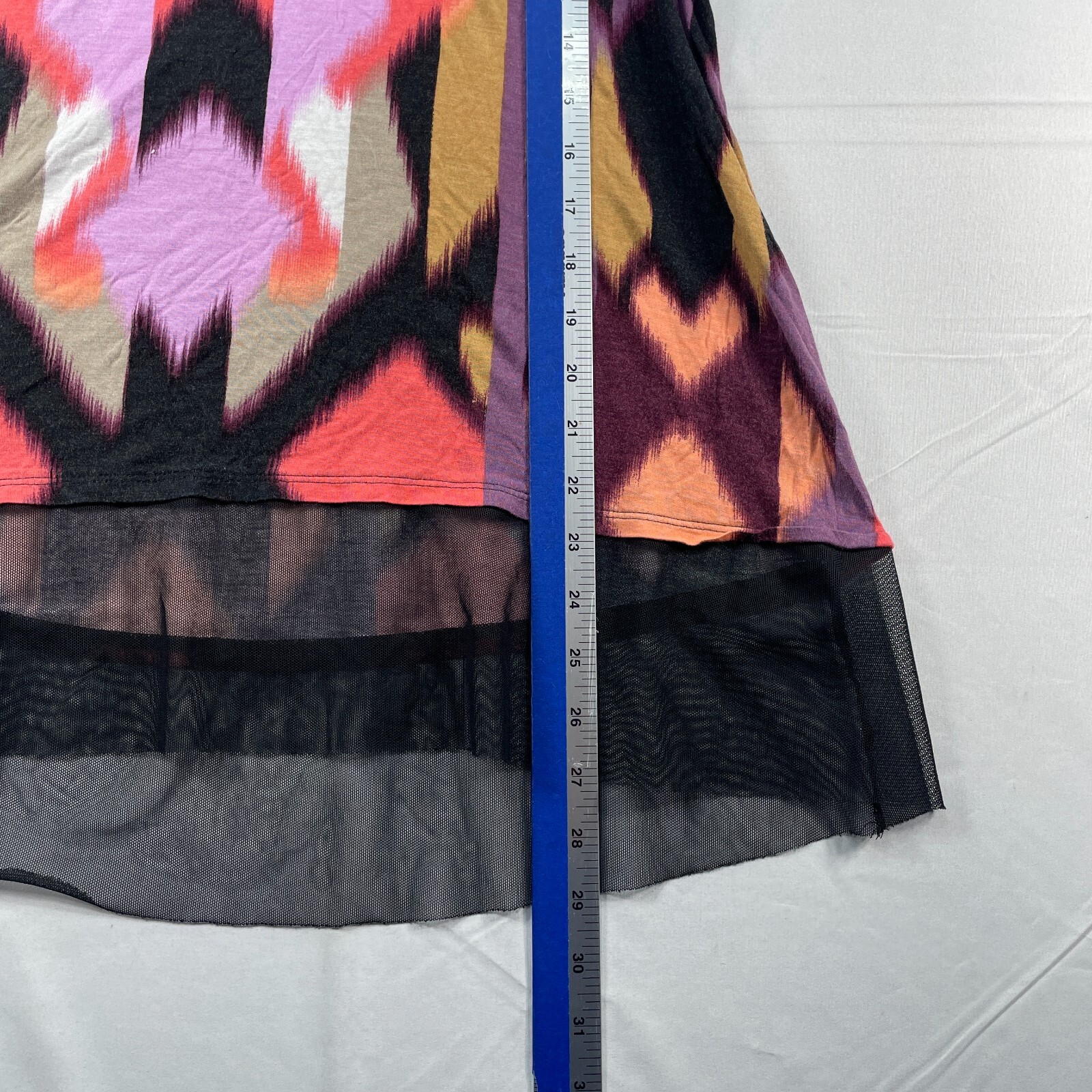 Jennifer Lopez Blouse Womens size Medium Multicolor Abstract Sleeveless Stretch