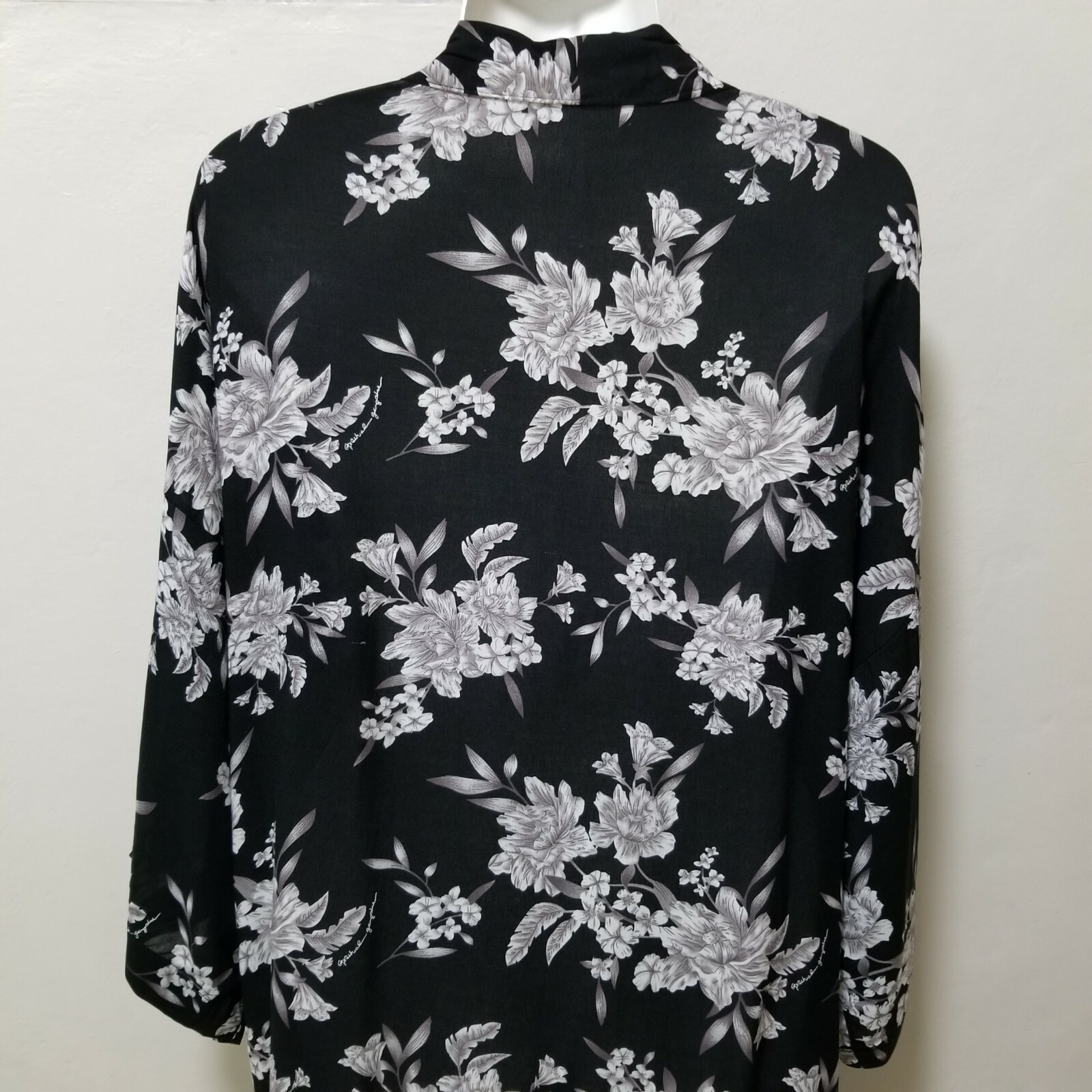 Spiritual Gangster Kimono Maya Floral Cover-up Sarong Black Tie One Size Pockets