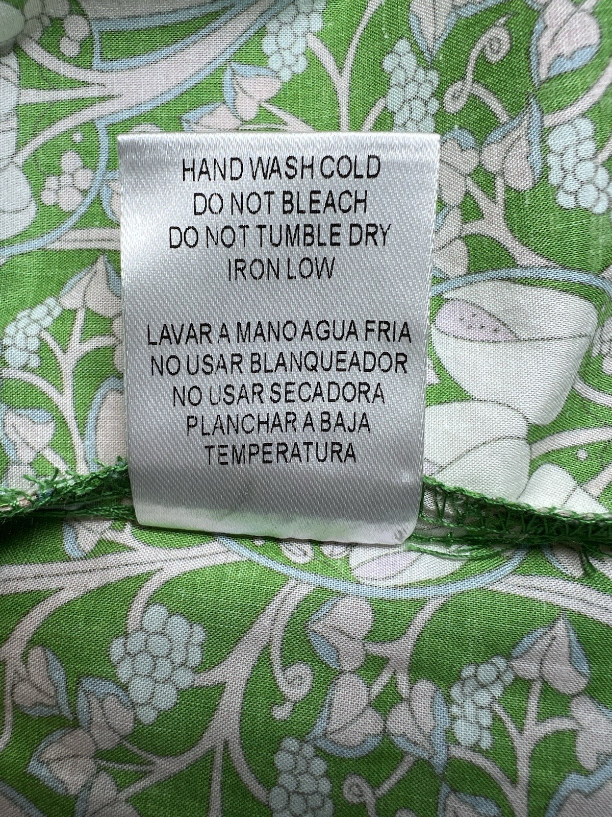 Avara Kylie Green Printed Puff Sleeve Top Size Small