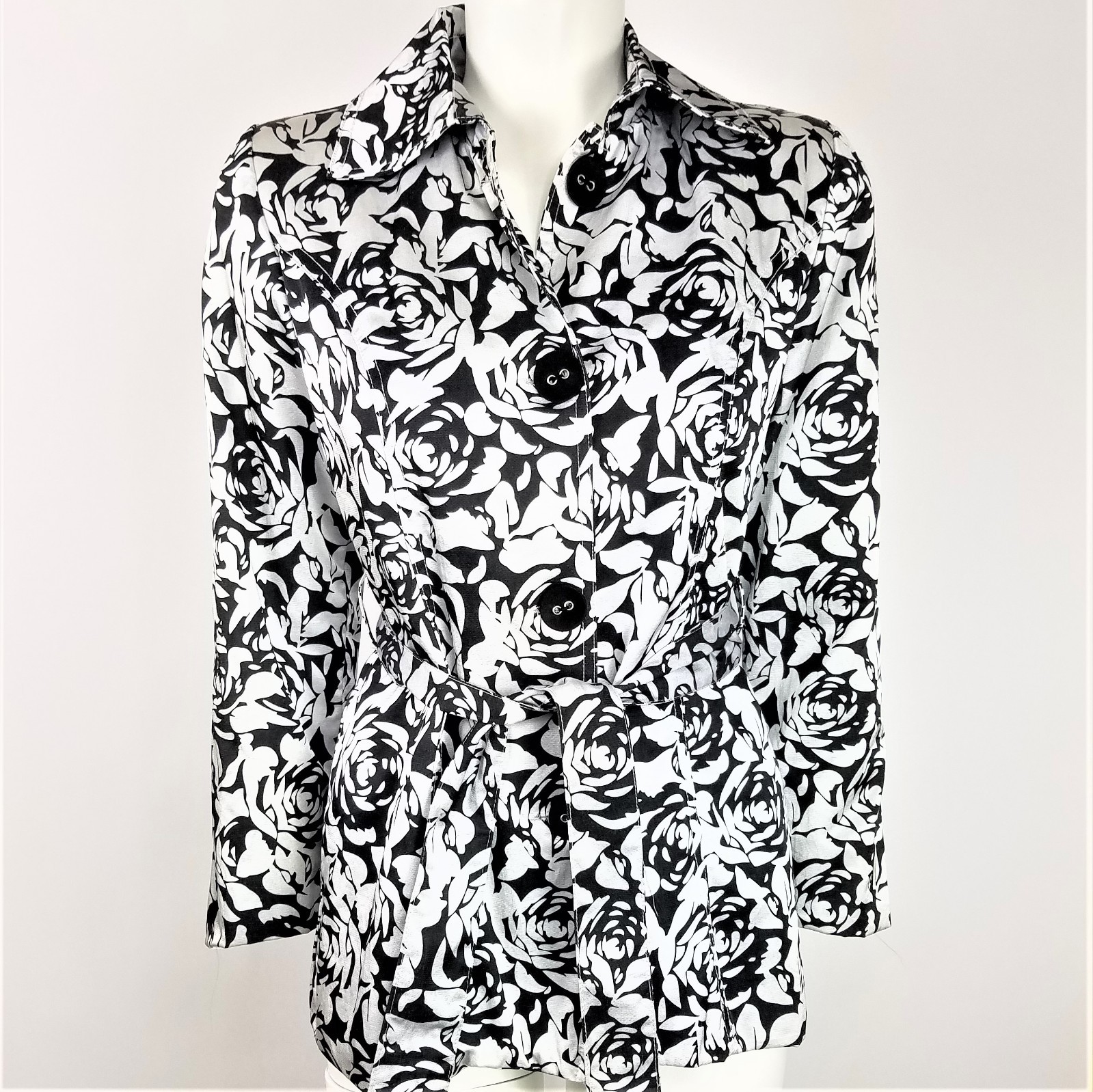 Elena Solano Top Size Small Black and White Floral Pattern Lined Belted NWT