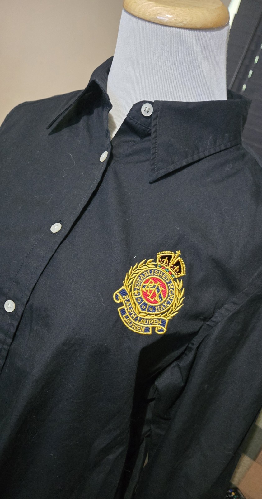 Lauren Ralph Lauren Womens M Black Button Down Shirt Embroidered Crest Logo READ