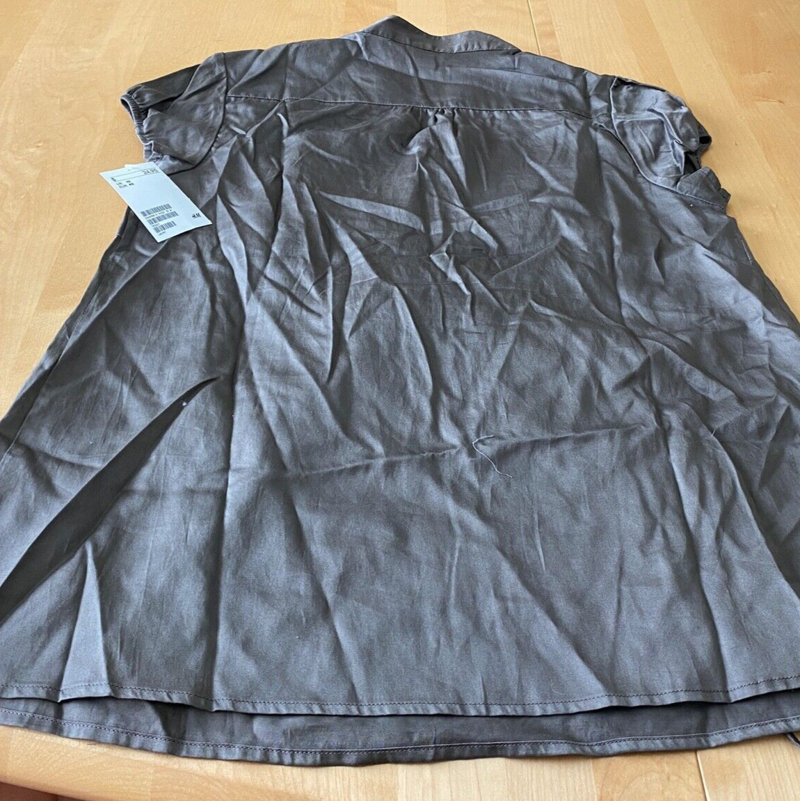 NWT H & M BROWN PLEATED CAP SLEEVE BLOUSE WOMENS SZ 10