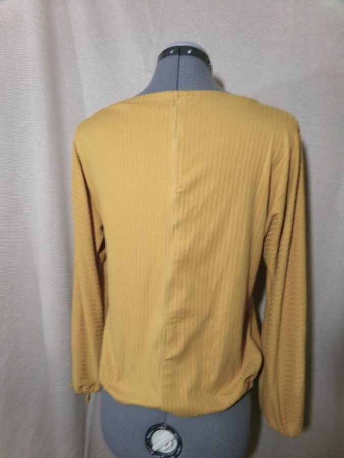 Ribbed knit Mustard stretch fit Boat neck T-shirt Top S long slv Elastic waist
