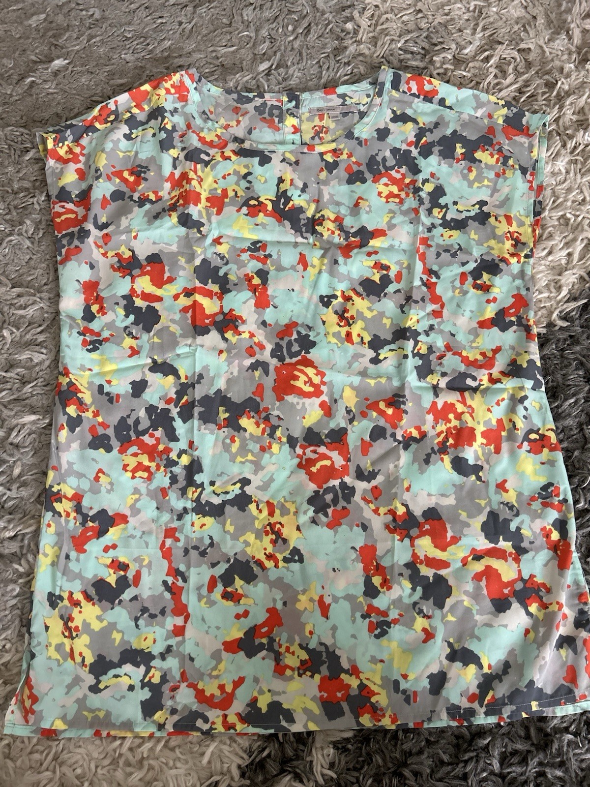 Women’s Short Cap Sleeve Print Blouse, Size M Orange Gray Blue Yellow